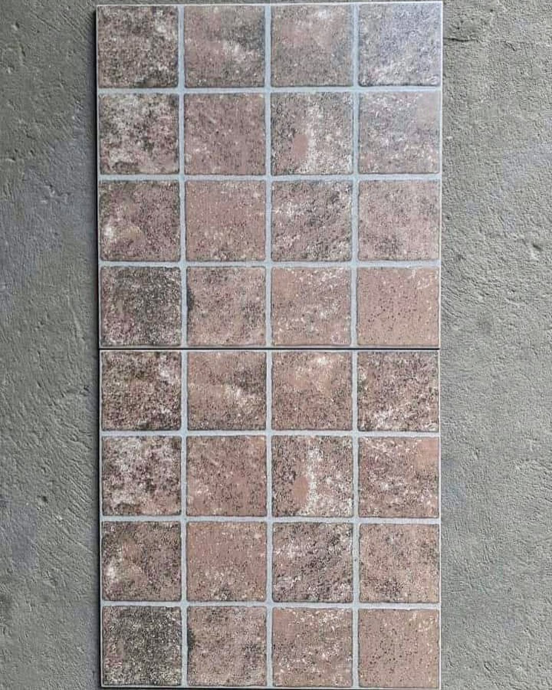 Porfido Marron 46x46